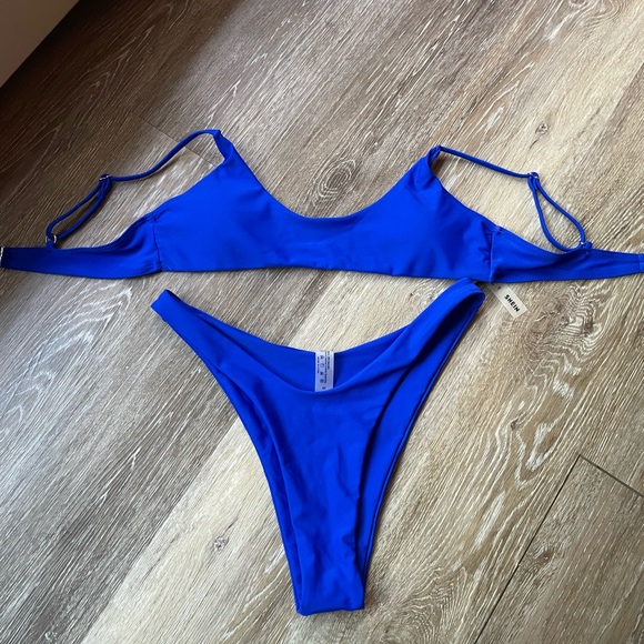 SHEIN Bikini - Picture 3 of 5